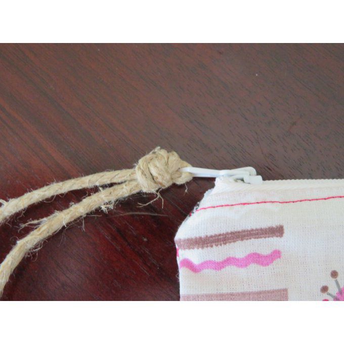 Trousse doublée thème couture