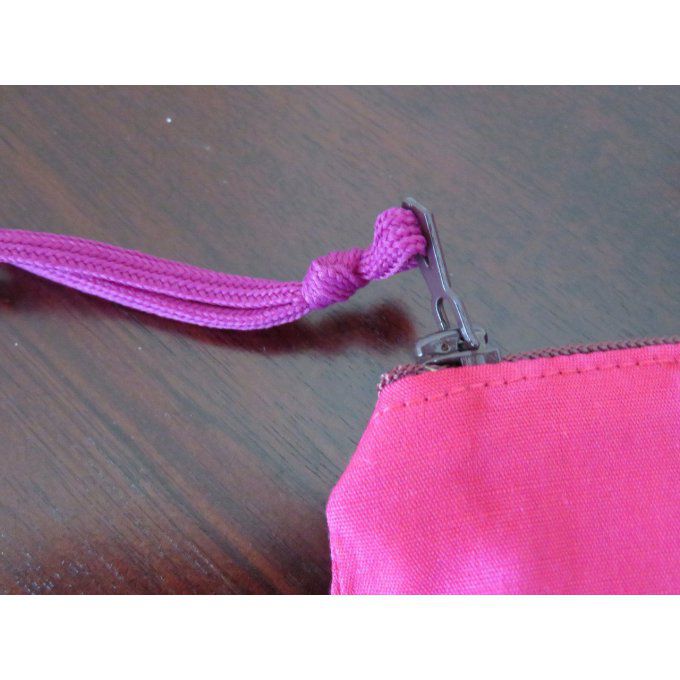 Trousse doublée rose fuschia 