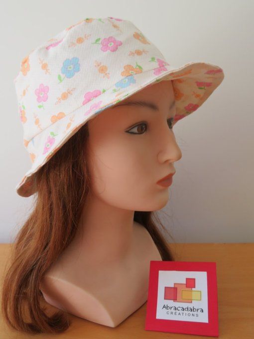 Chapeau de soleil fleurs multicolores Taille L (55 à 58cm)