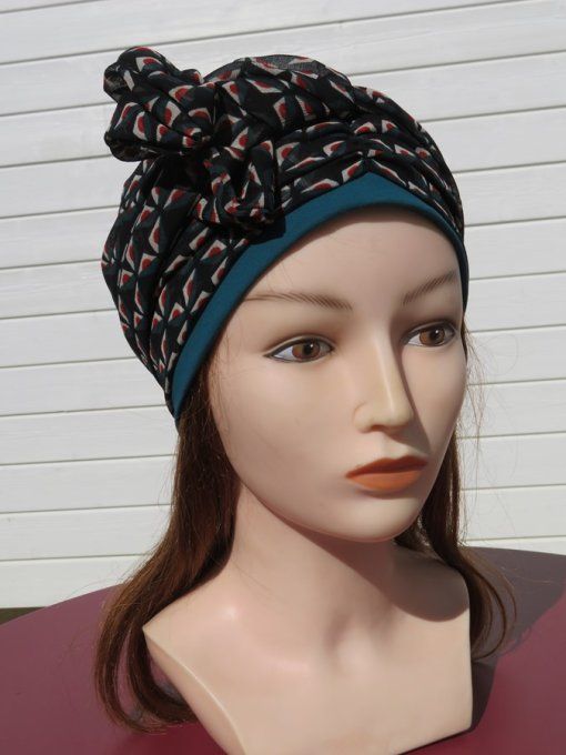 Bonnet chimio foulard intégré fabriqué en Vendée   "Chic Parisien" 