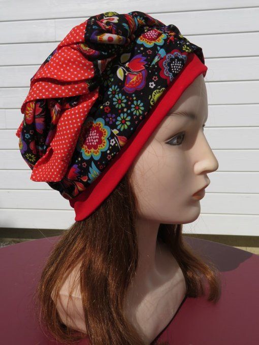 Bonnet chimio foulard intégré fabriqué en Vendée   "Fleurs multicolores"  