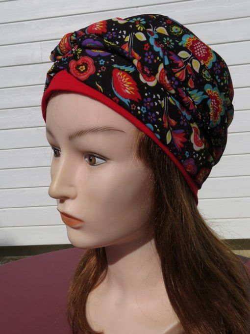 Bonnet chimio foulard intégré fabriqué en Vendée   "Fleurs multicolores"  