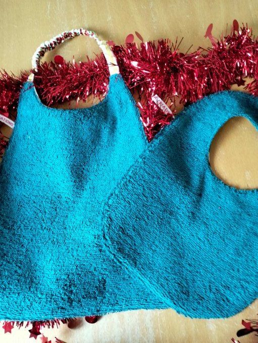 lot de deux bavoirs LUTINS